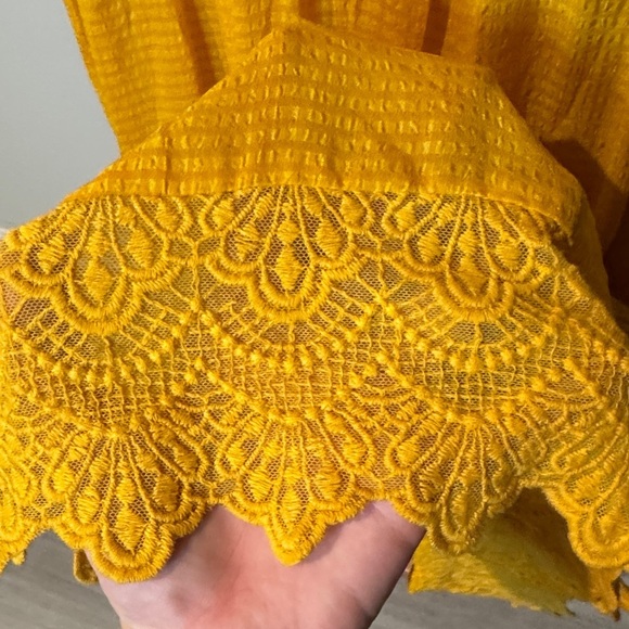 HD in Paris Sunlit Yellow Lace Maxi Dress BEAUTIFUL double lined sz XS - Picture 4 of 5